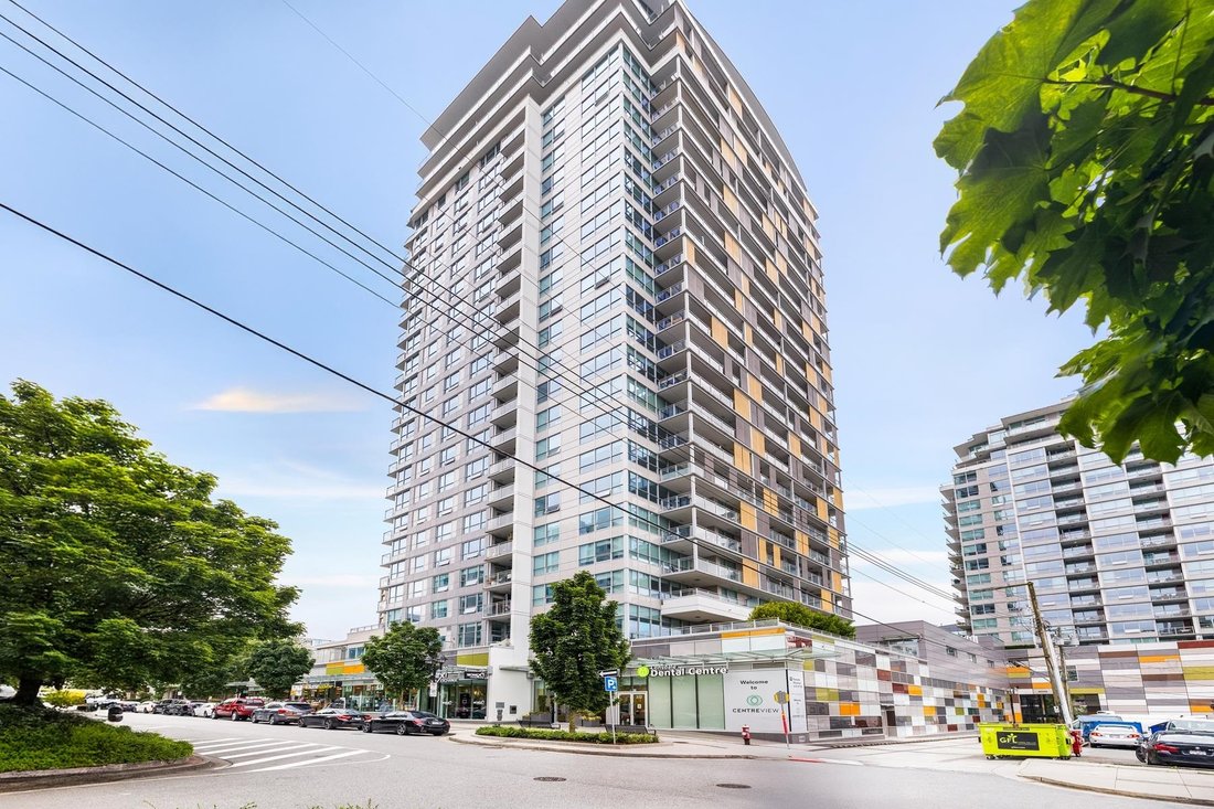 Condo in North Vancouver, British Columbia, Canada 2 - 17900258