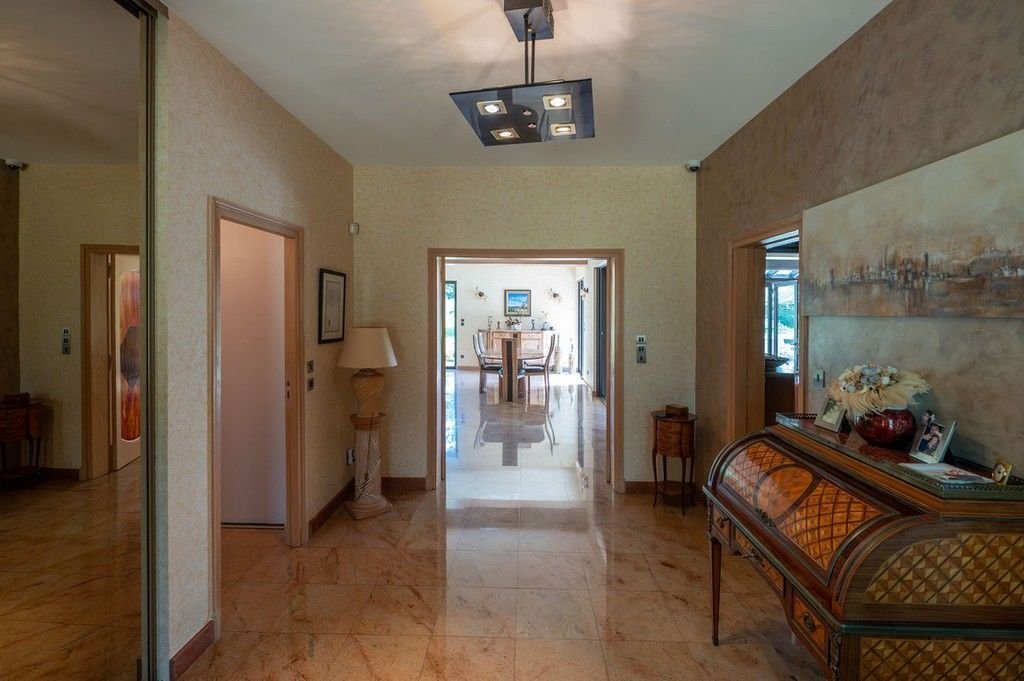 Villa in Flourens, Occitania, France 4 - 17898943
