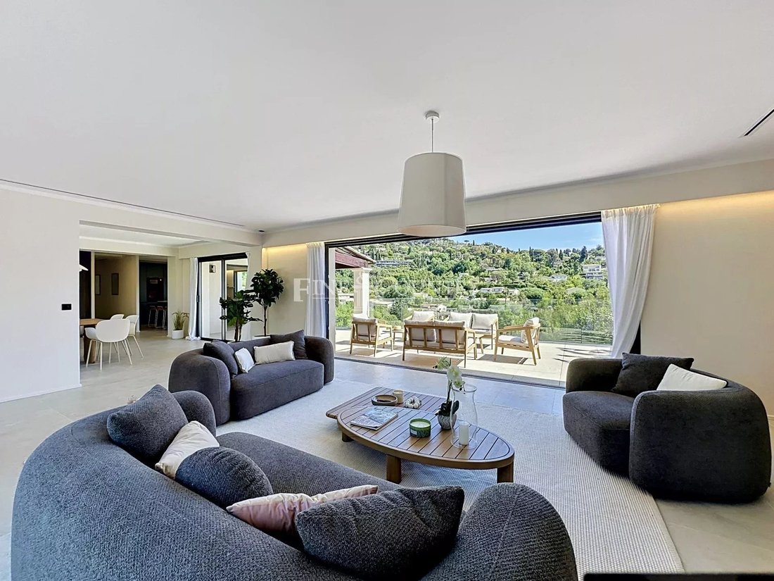 Villa in Saint-Paul-de-Vence, Provence-Alpes-Côte d'Azur, France 3 - 17896978