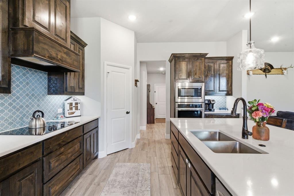 House in Millsap, Texas, United States 4 - 17899323