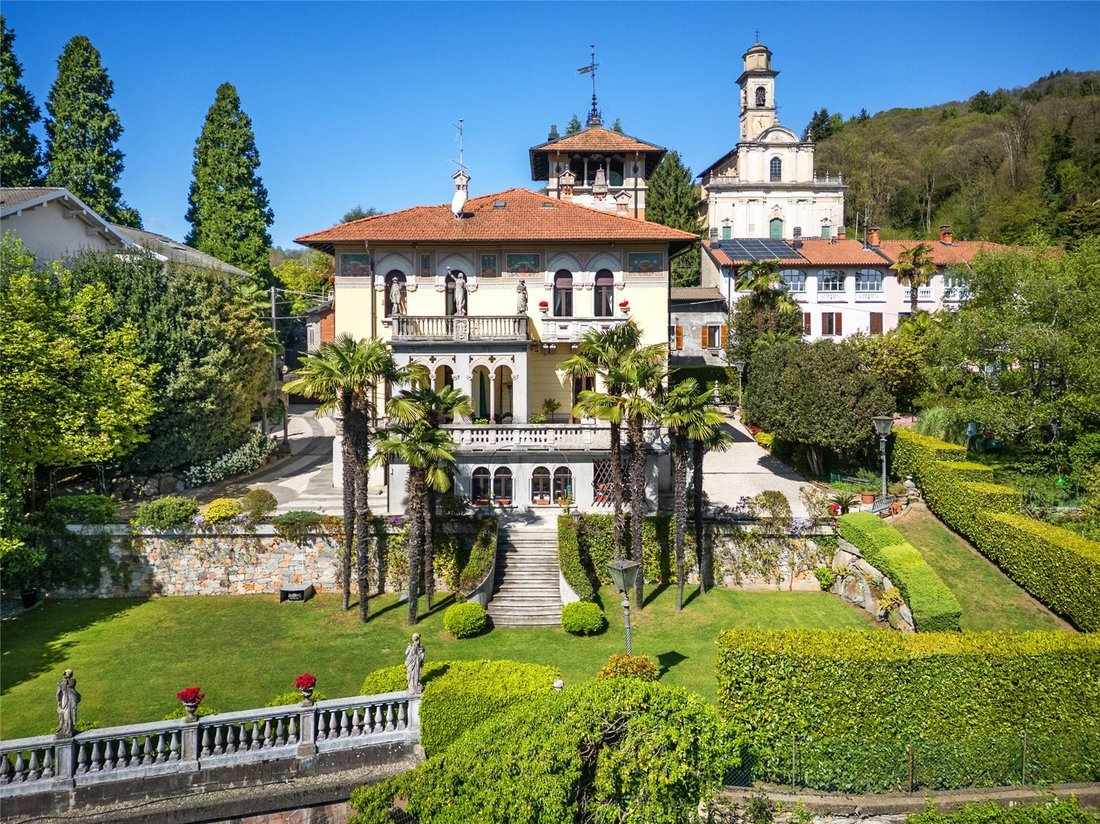 House in Marchirolo, Lombardy, Italy 1 - 17897565