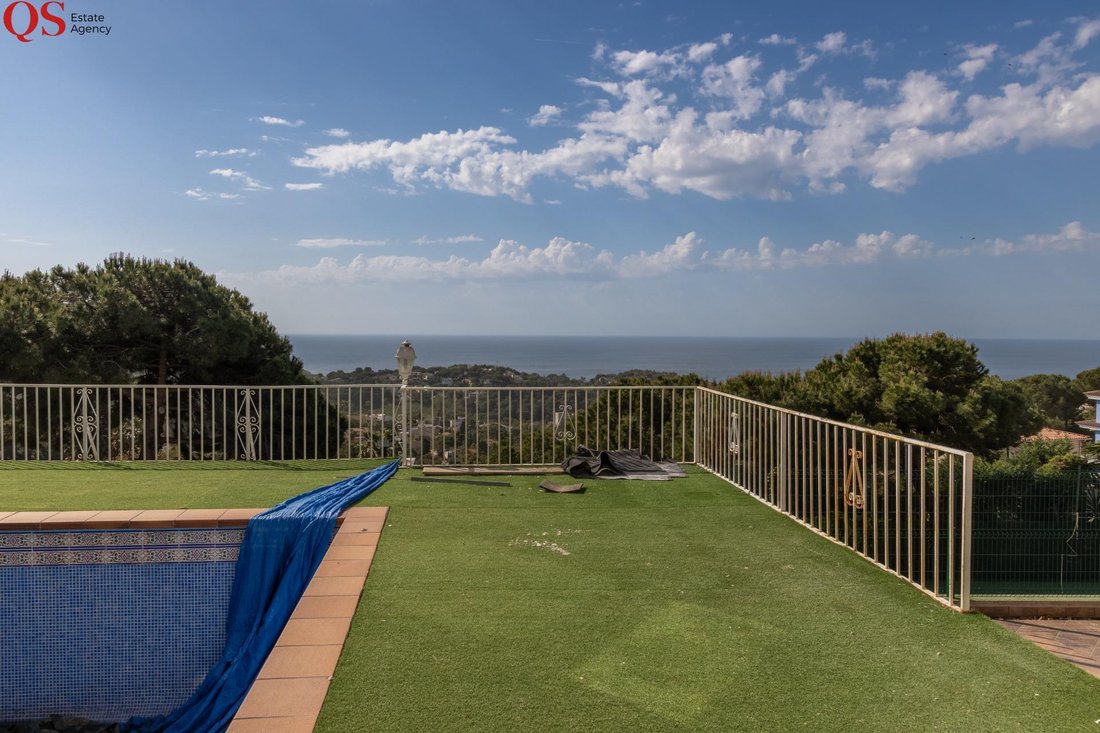 Villa in Lloret de Mar, Catalonia, Spain 2 - 17898376