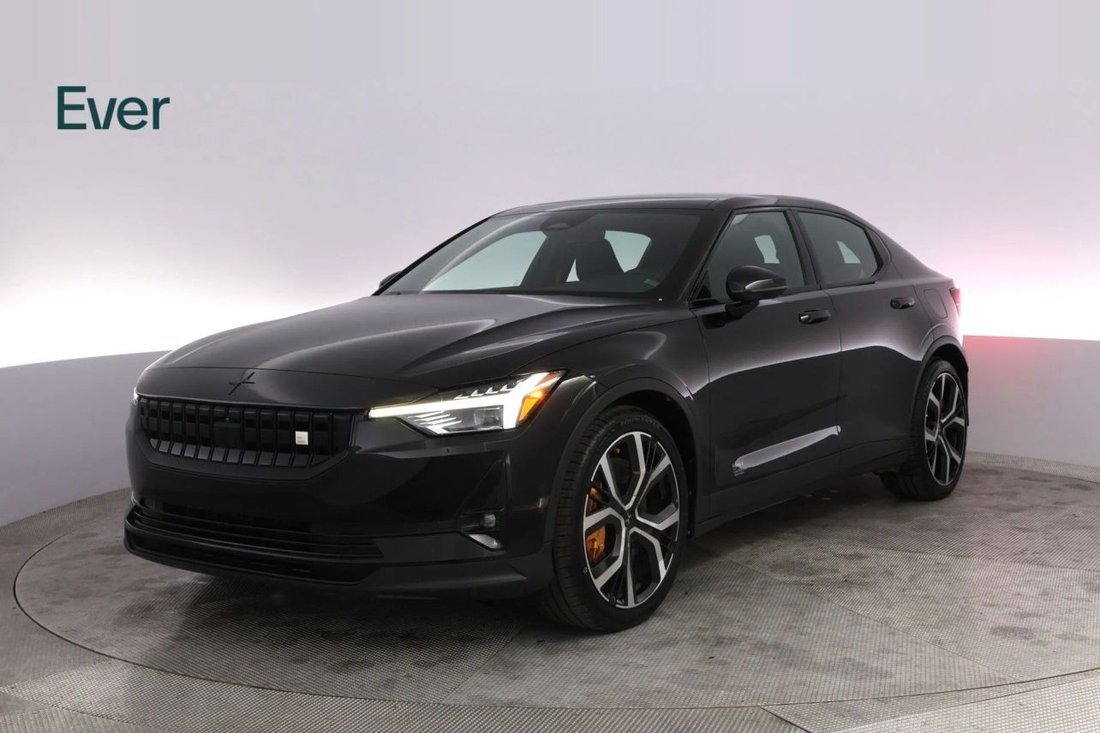 Coupe in San Francisco, CA, United States 2 - 17825670