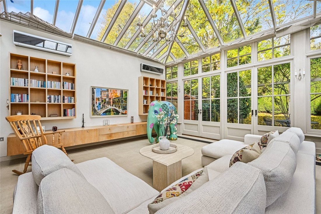 House in Belsize Park, Camden, England 2 - 17897489