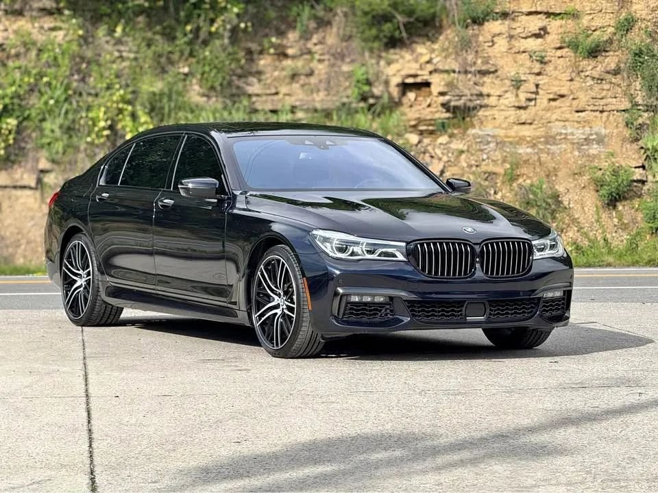 Sedan in Woodbury, TN, United States 1 - 17900623
