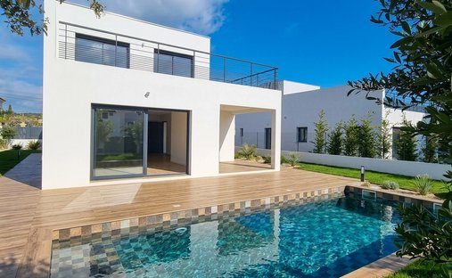 Villa in Exterieurs, Frejus, France 1