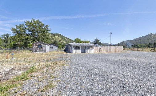House in Gold Hill, Oregon, United States 1