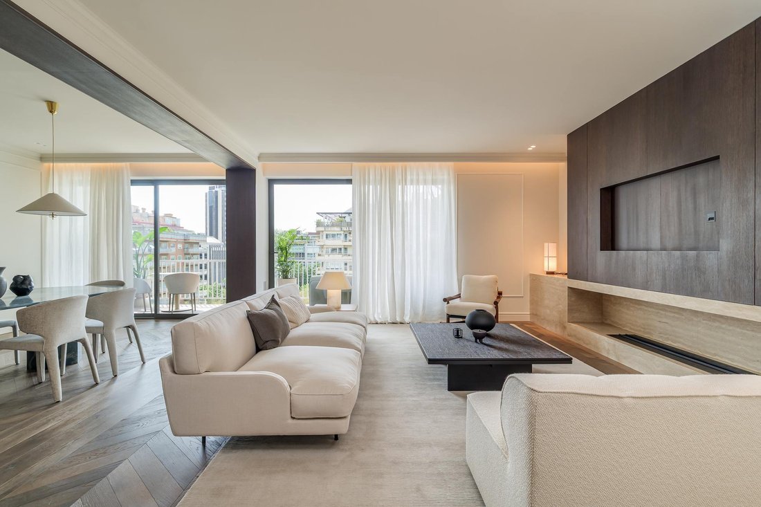 Apartment in Sarrià-Sant Gervasi, Barcelona, Spain 1 - 17895901