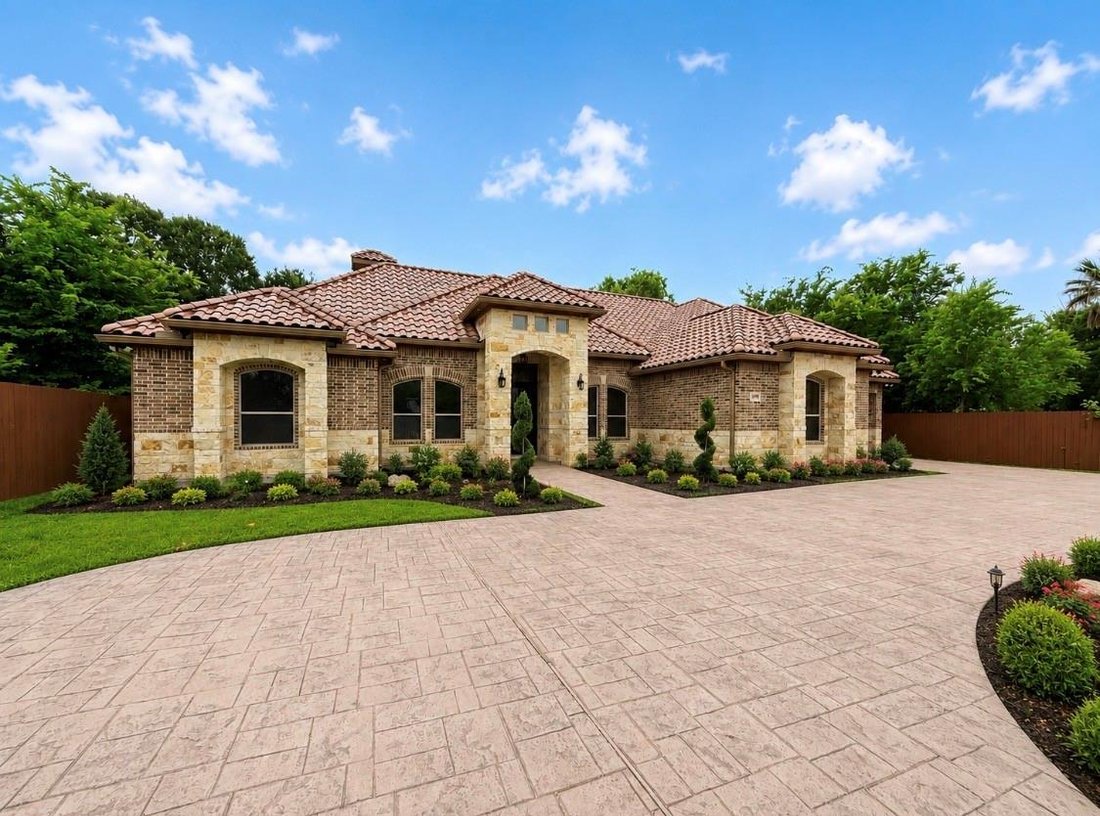 House in Houston, Texas, United States 3 - 17896156