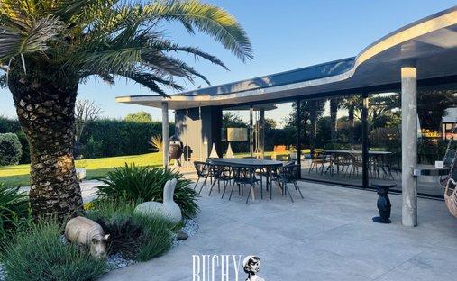House in Olonne-sur-Mer, Les Sables-d'Olonne, France 1