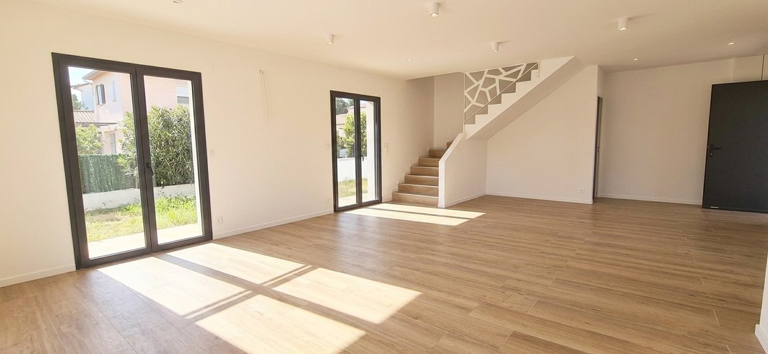 Villa in Exterieurs, Frejus, France 3 - 17896375