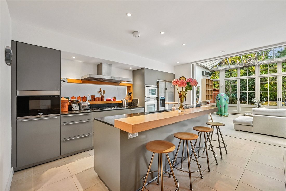 House in Belsize Park, Camden, England 5 - 17897489