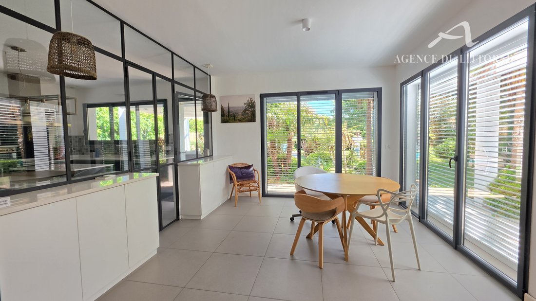 Villa in Nord Est, Andernos-les-Bains, France 5 - 17899313