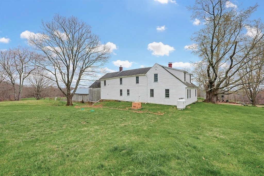 Farm Ranch in Oakham, Massachusetts, United States 3 - 17897749