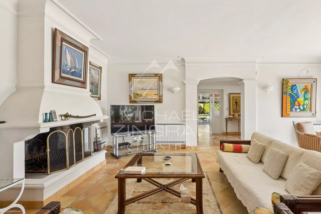 Villa in Plan de Noves, Vence, France 4 - 17895425