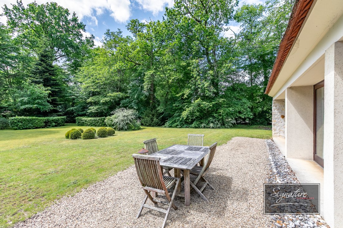 House in Ouest, Lamorlaye, France 5 - 17899223