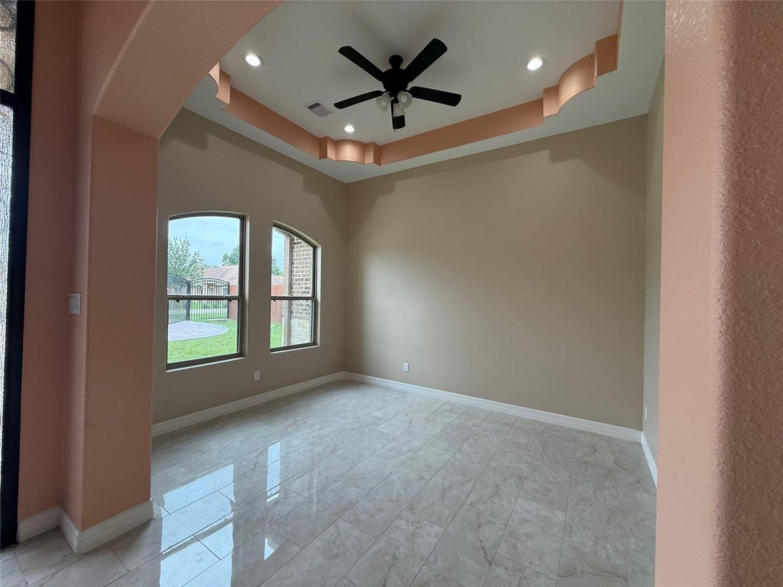 House in Houston, Texas, United States 5 - 17896156