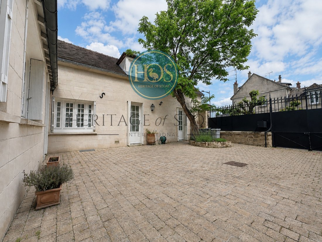 Villa in Chantilly, Hauts-de-France, France 2 - 17896558