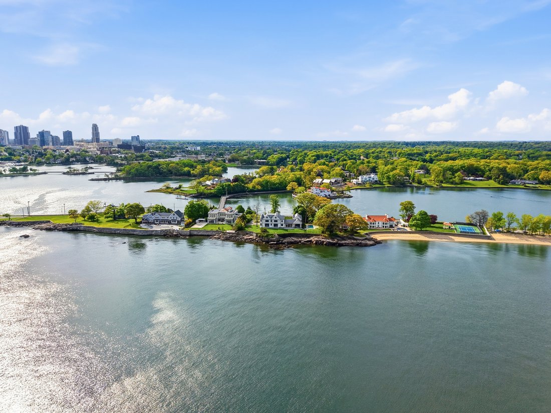 House in New Rochelle, New York, United States 1 - 15669786