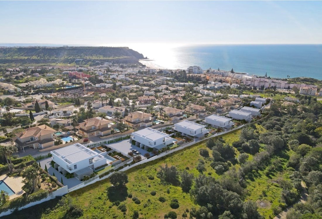 Townhouse in Praia da Luz, Algarve, Portugal 1 - 17571858