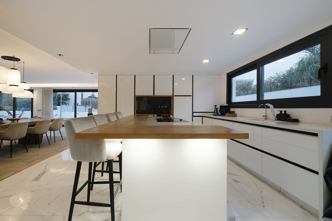 Villa in Puerto Banus, Marbella, Spain 5 - 17896072