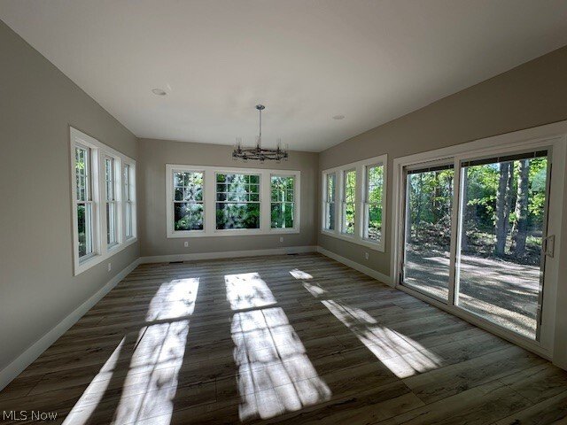 House in Geneva, Ohio, United States 4 - 17895667