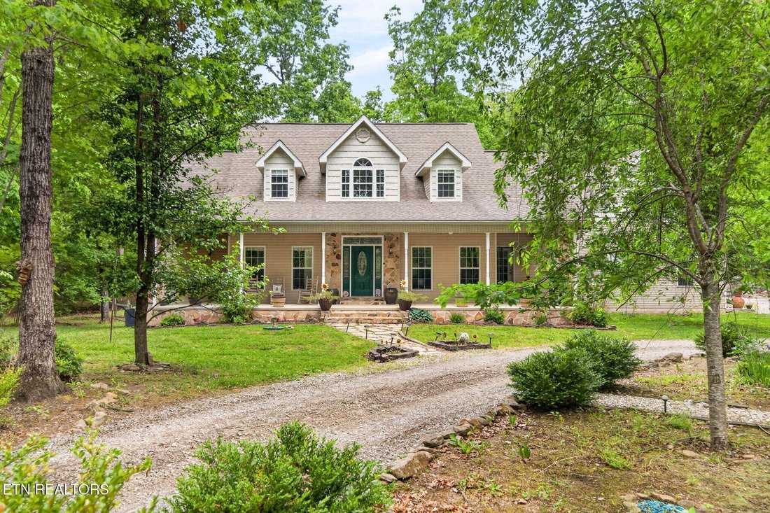 House in Monterey, Tennessee, United States 3 - 17899702