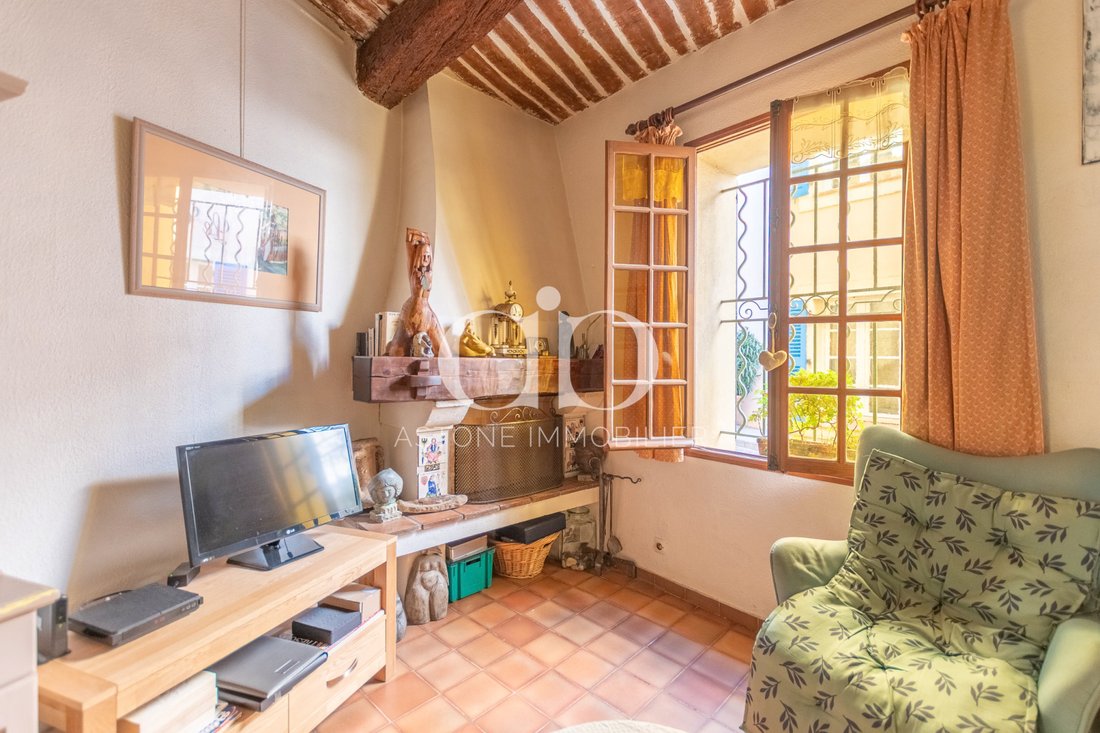 House in Cassis, Provence-Alpes-Côte d'Azur, France 2 - 17899703