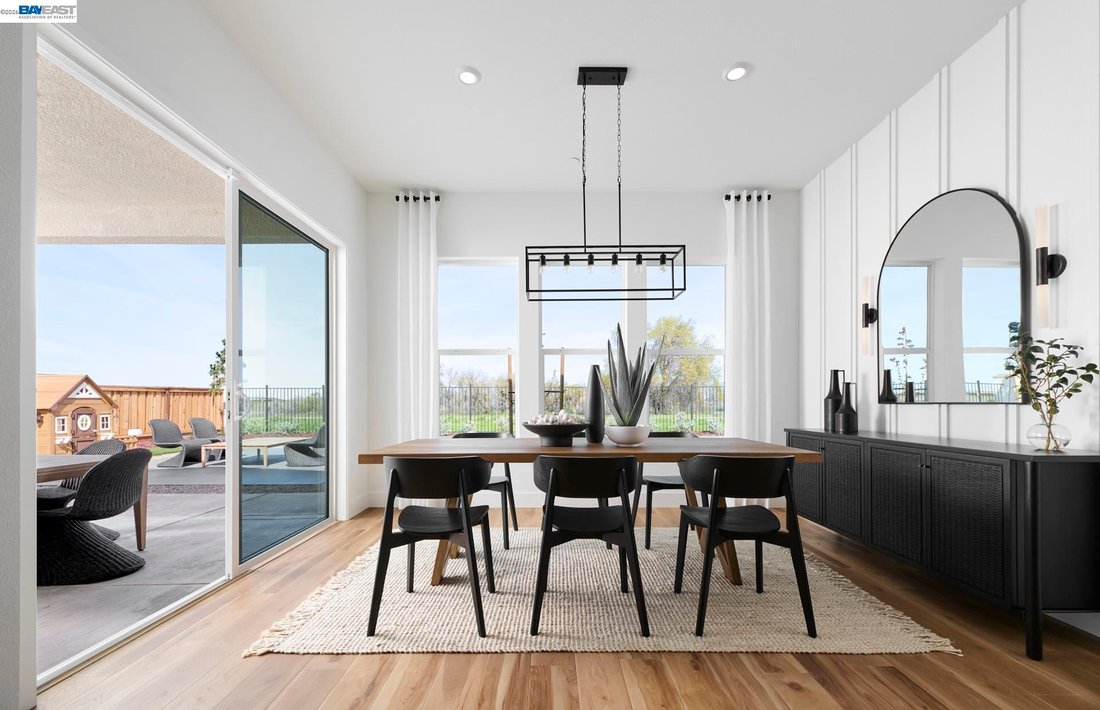 House in Lathrop, California, United States 4 - 17898372
