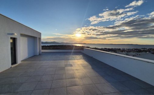 Apartment in Mjesni odbor Puntamika, Zadar, Zadar County 1