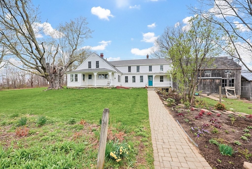Farm Ranch in Oakham, Massachusetts, United States 2 - 17897749