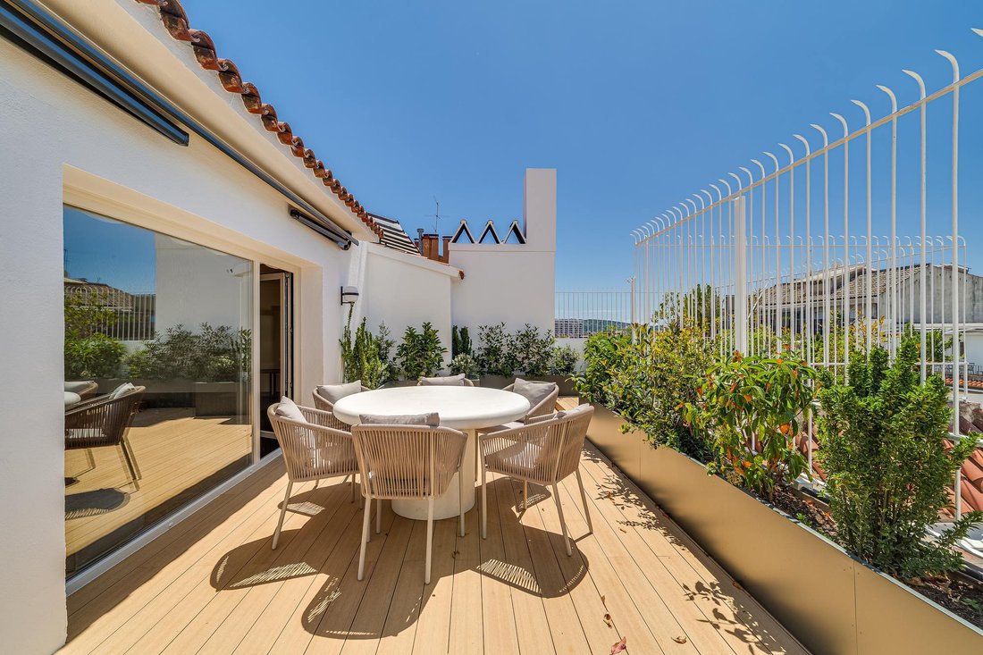 Apartment in Sarrià-Sant Gervasi, Barcelona, Spain 1 - 17895917