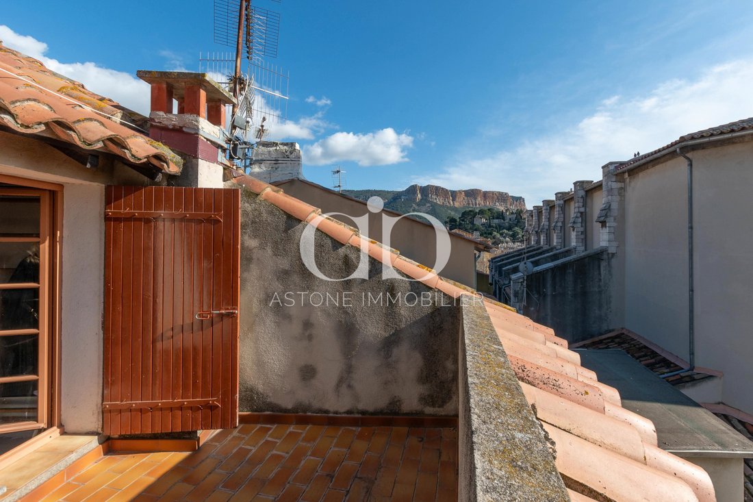 House in Cassis, Provence-Alpes-Côte d'Azur, France 3 - 17899703