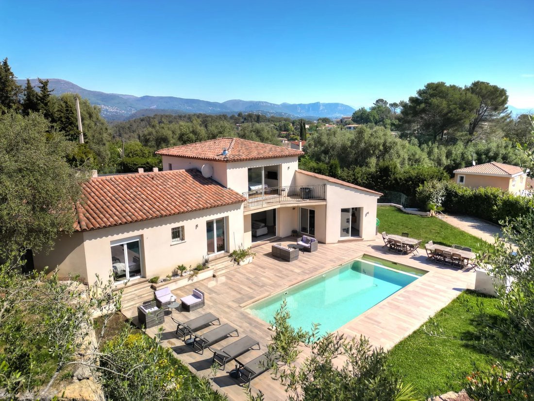 Villa in Sud, Roquefort-les-Pins, France 2 - 16116922