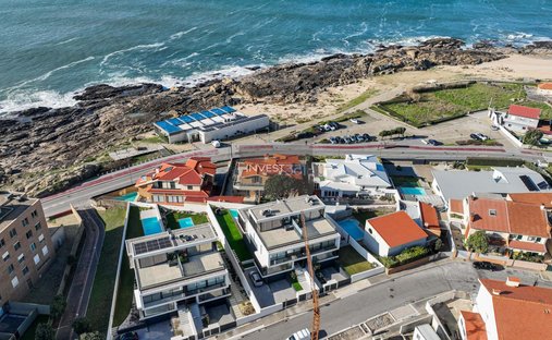 Villa in Perafita, Lavra e Santa Cruz do Bispo, Porto District, Portugal 1
