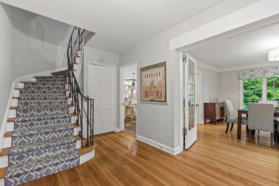 10 Woodland Drive In Rye, New York, United States For Sale (17895322)