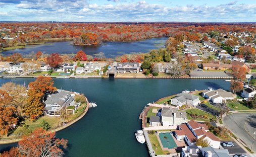 Maison à Massapequa, État de New York, États-Unis 1