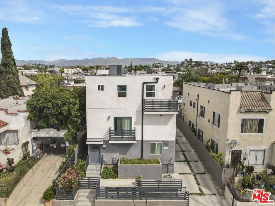 Los Angeles, California, United States 4 - 17899826