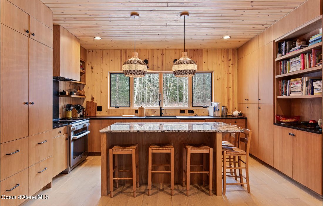 House in Sandpoint, Idaho, United States 4 - 17899292