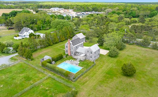 Land in East Quogue, New York, United States 1