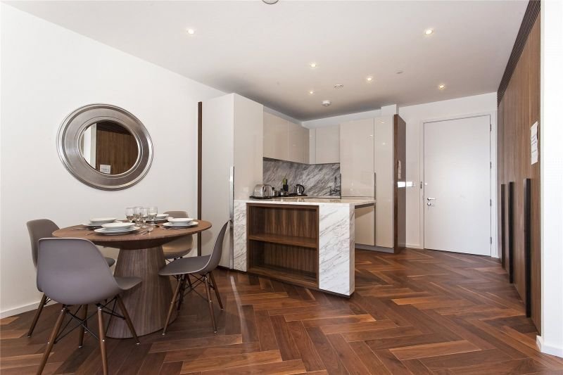 Apartment in Charing Cross, Westminster, England 2 - 17898319