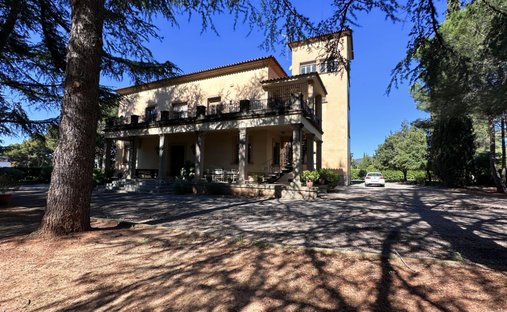 Villa in Terrassa, Catalonia, Spain 1