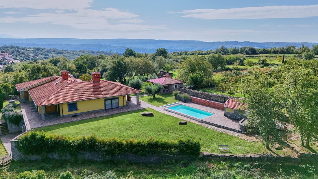 House in Pomjan, Koper, Slovenia 2 - 17901434