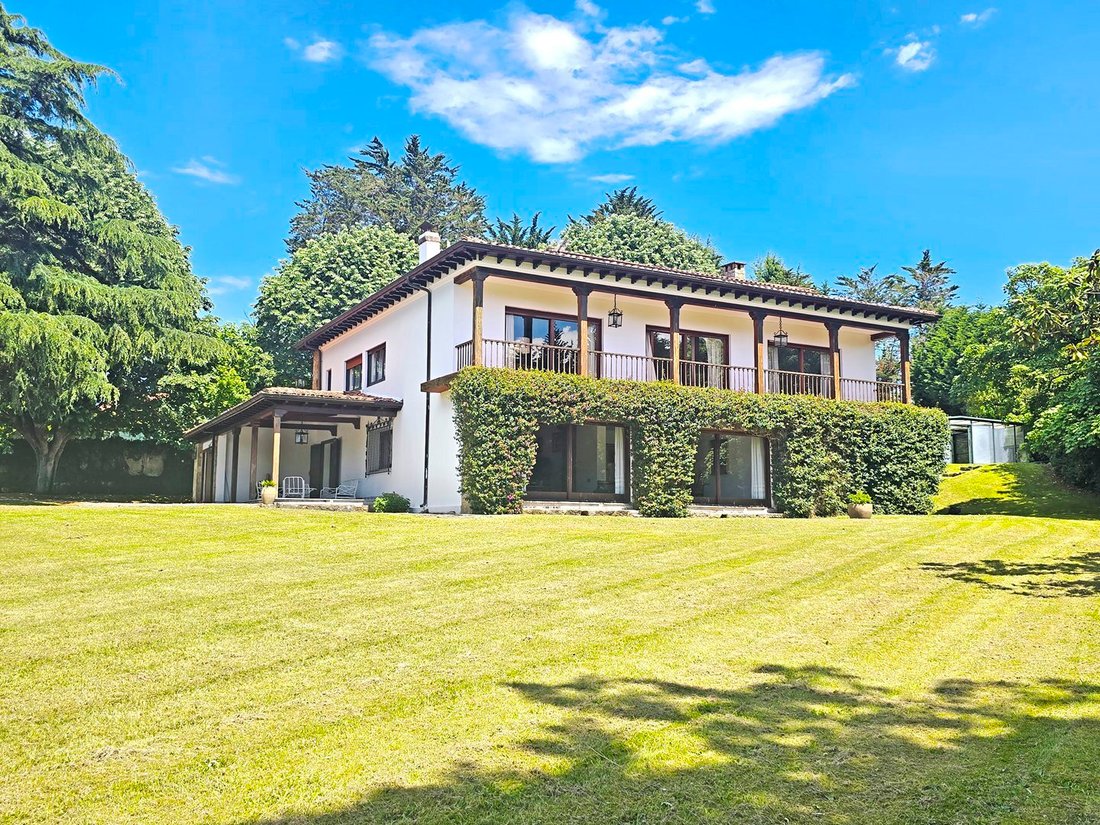 Villa in Distrito Rural, Gijon / Xixon, Spain 2 - 17901051