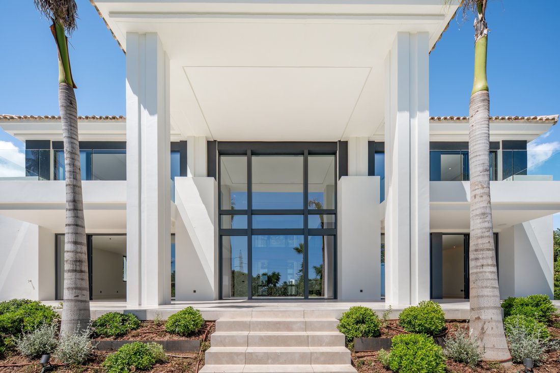 Villa in Marbella, Andalusia, Spain 3 - 17902230