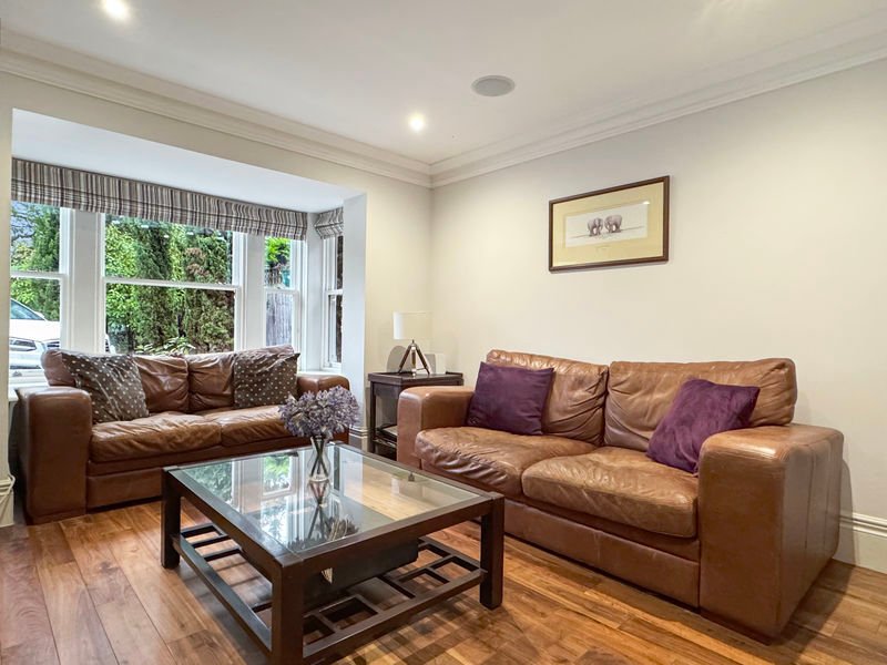 House in Horsell, Woking, England 5 - 17901362