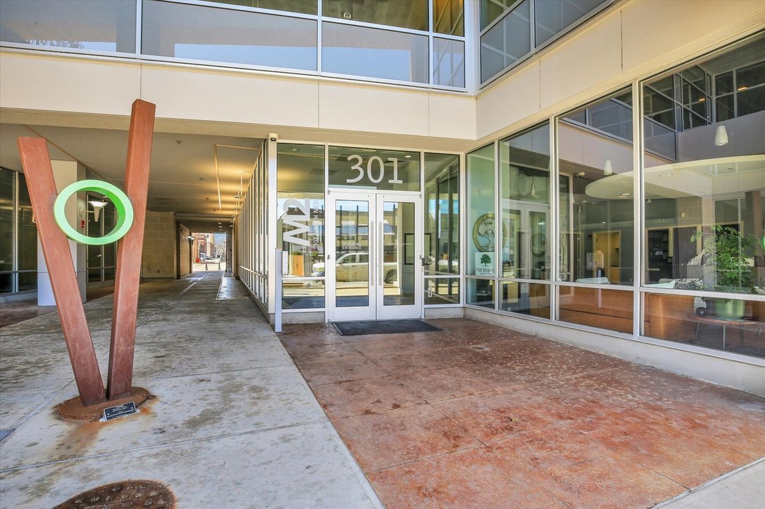 Condo in Champaign, Illinois, United States 5 - 17901714