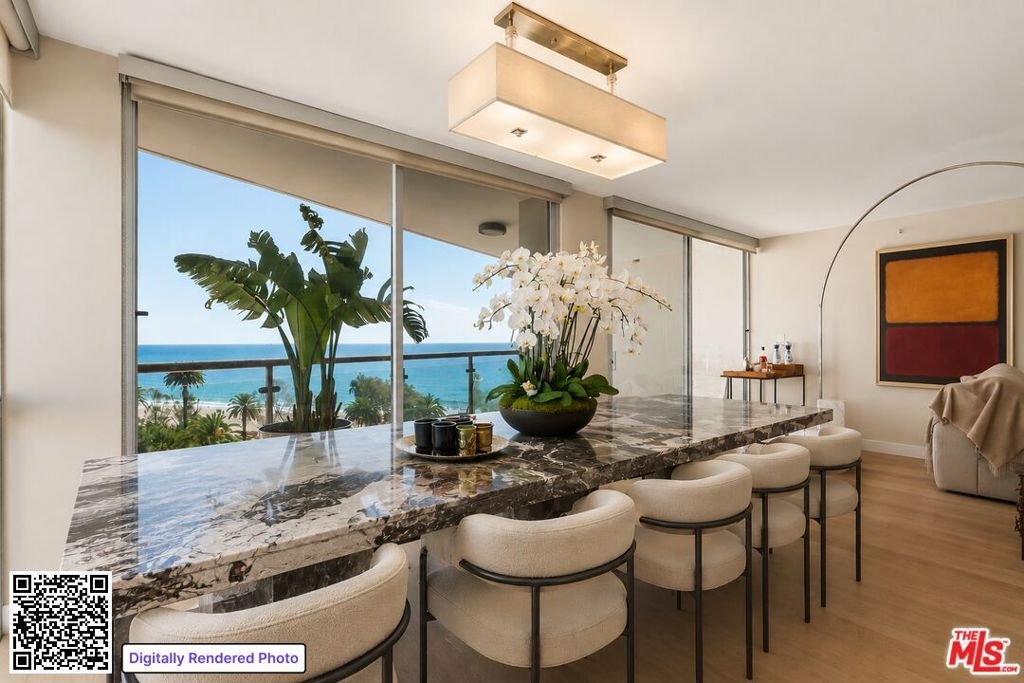 Co Op in Santa Monica, California, United States 4 - 17606751