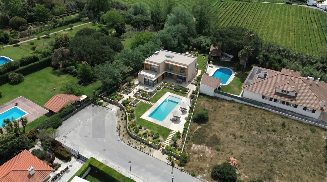 Land in Colares, Lisbon, Portugal 2 - 17878945