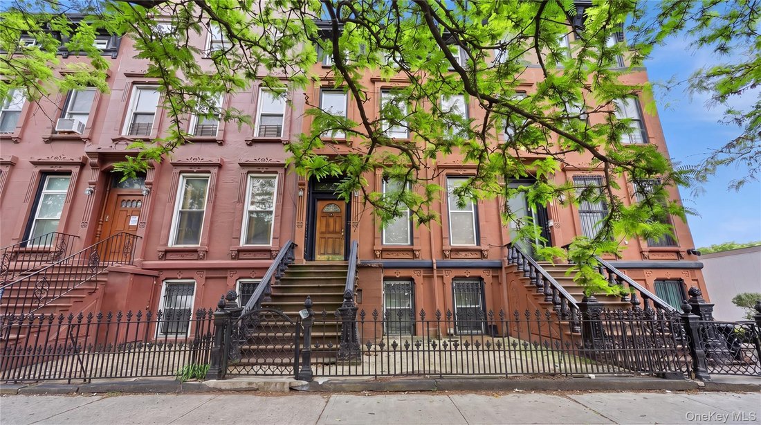 House in New York, New York, United States 3 - 17901673